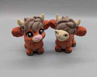 3D Printed Highland Cow Figurine – Adorable Farmhouse Decor