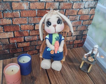 Nani, el conejo de peluche de ganchillo: hecho a mano en mezcla de algodón
