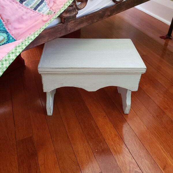 Foot Stool - Etsy