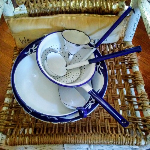 Cobalt and White Decorated 7 Pc Graniteware Glass shops Kitchen Utensils