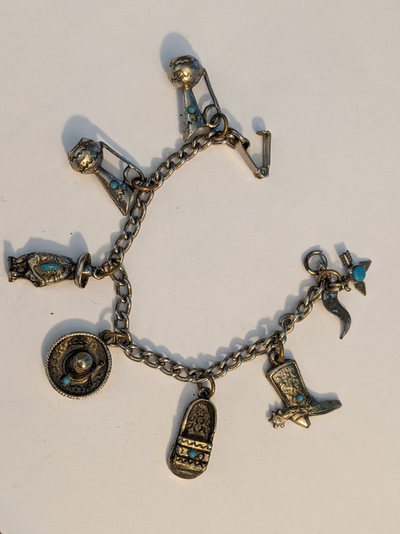 Vintage Silvertone Southwest Style Charm Bracelet 