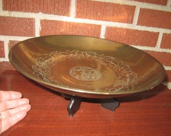 Vintage Mid Century Japanese Large Brass Bowl with Carved Wooden Stand