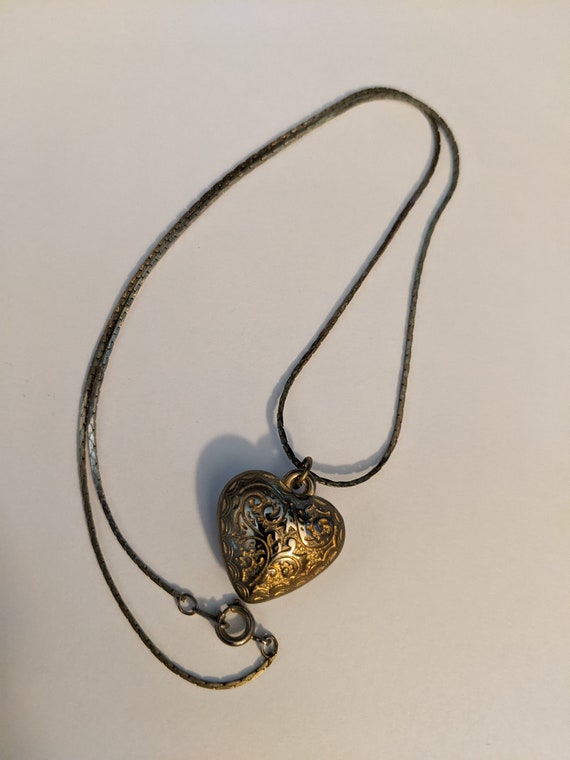 Vintage Silvertone Necklace with Puffy Heart Pend… - image 3