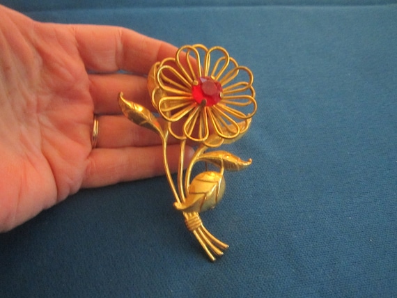 Vintage 1940s Enormous Brass Flower Brooch with R… - image 1