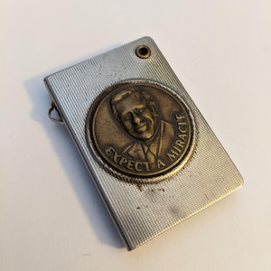 Vintage Metal EXPECT A MIRACLE Oral Roberts Prayer Tower Key Ring Fob