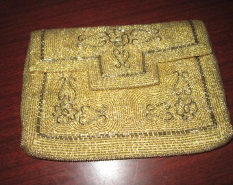 Pochette da sera vintage in vetro dorato con perline con etichetta Voguemont