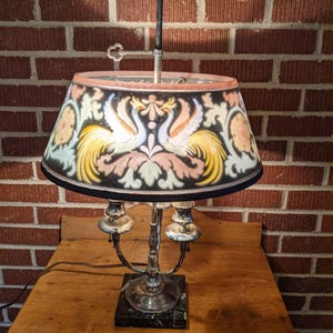 Antique Pairpoint Reverse Painted Glass Peacocks Bird Directoire Lamp