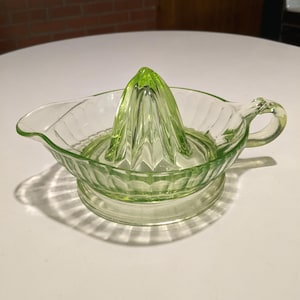 Vintage 1930s Green Uranium Depression Glass Reamer Juicer