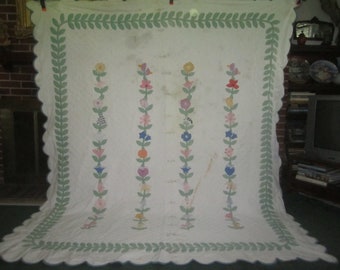 AS FOUND Vintage 1950s/60s Handsewn Cotton 76x96 Applique Floral Quilt