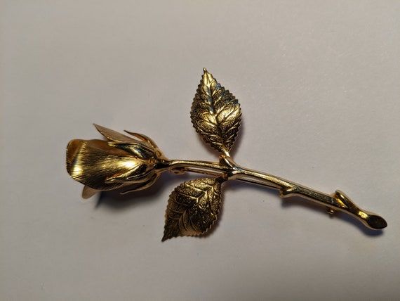 Vintage Beautiful Goldtone Long Stem Rose Brooch - image 2