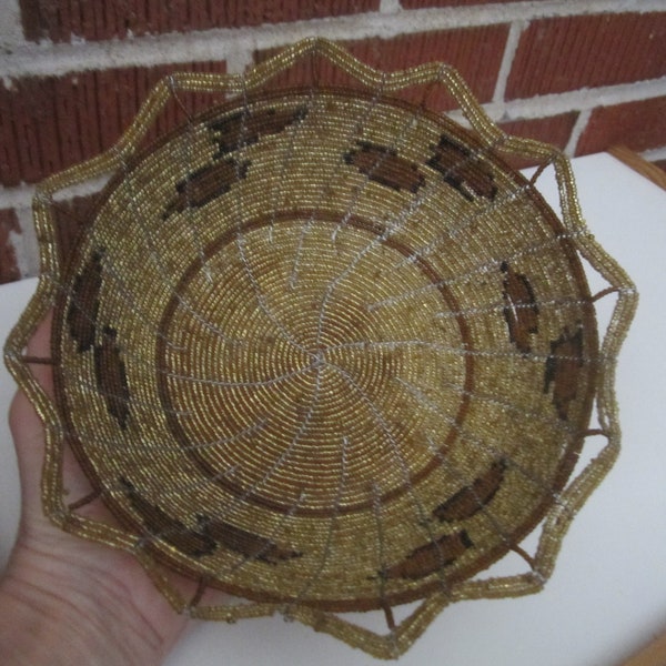 Beautiful Beaded Wire Brown and Gold Basket Souvenir of Kenya Africa No.1