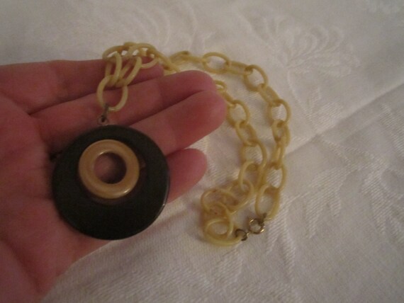 Vintage 1930s/40s Art Deco Celluloid Necklace with