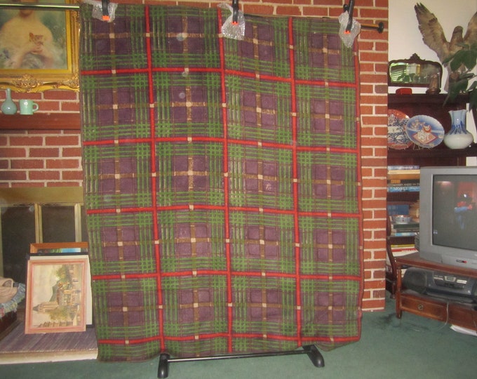Antique Horsehair Lap Robe Carriage Sleigh Blanket With Red and Green