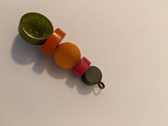 Vintage 1940s Art Deco Colorful Bakelite 2" Penda… - image 2