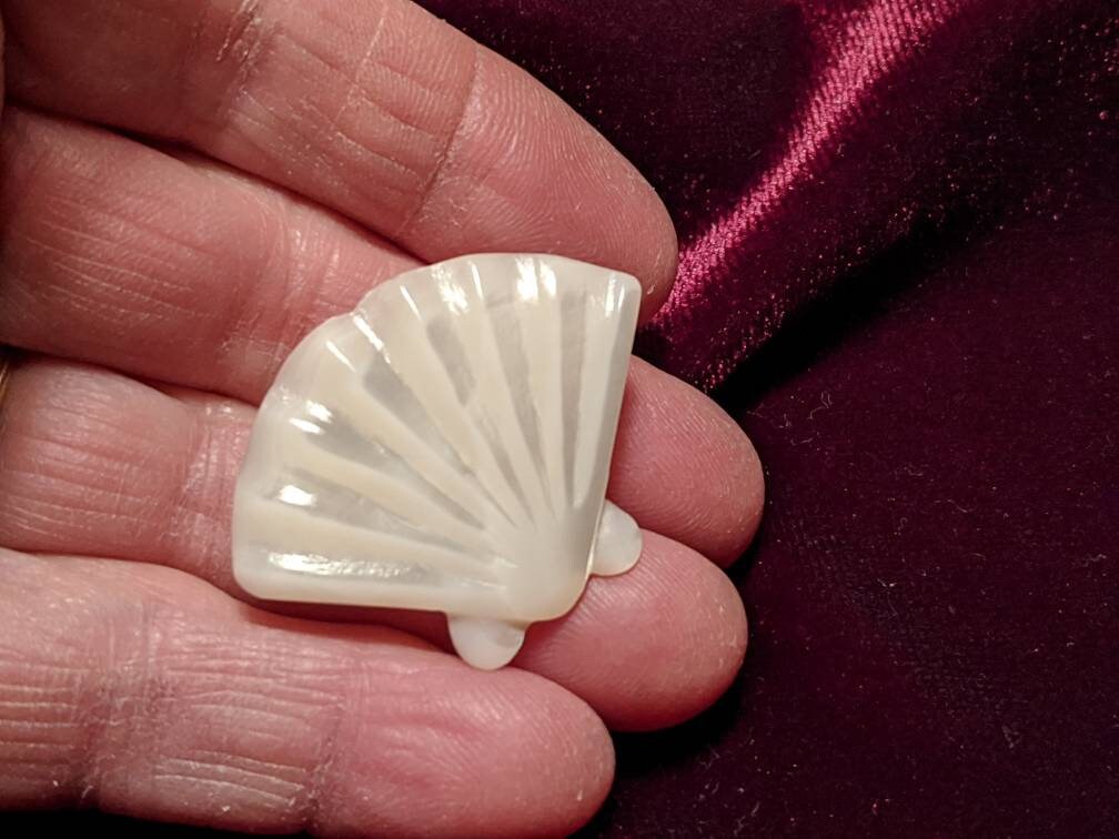 Broche Vintage Grand Éventail - Effet Marbré Et Nacre, Bijou Ancien Sans Marque