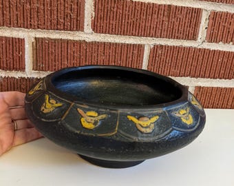 Vintage 1920s/30s Japanese Black Tokanabe Ware Pottery Bowl