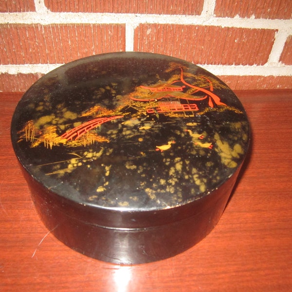 Vintage Beautiful Japanese Large Roud Black and Red Lacquer Box with Scenic Pagoda Design