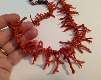 Vintage Beautiful Strung Faux Branch Coral Necklace