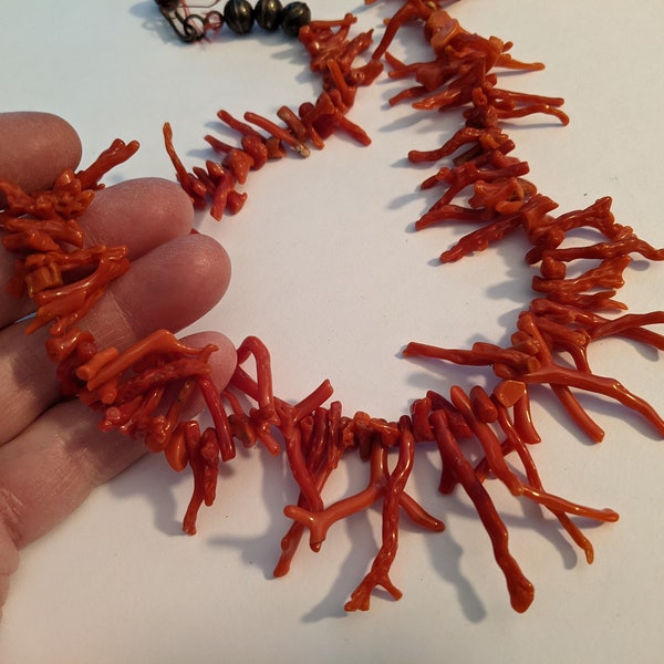 Vintage Beautiful Strung Faux Branch Coral Necklace