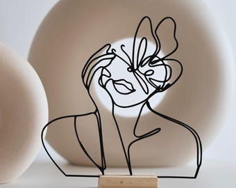 LineArt decoration | Woman with butterfly | Minimalist 3D art motif | Decoration | Gift idea | Living room decoration