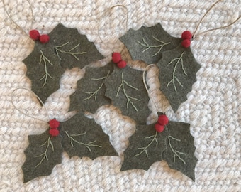 Hojas de acebo de lana/Adorno para árbol/Adornos para paquete navideño/Decoración de invierno con acebo
