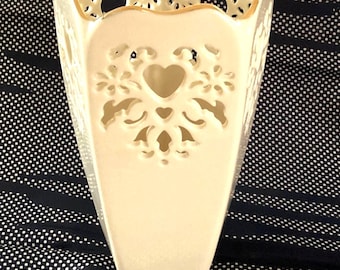 Vintage Porcelain "Eternal Hearts" Vase from Lenox