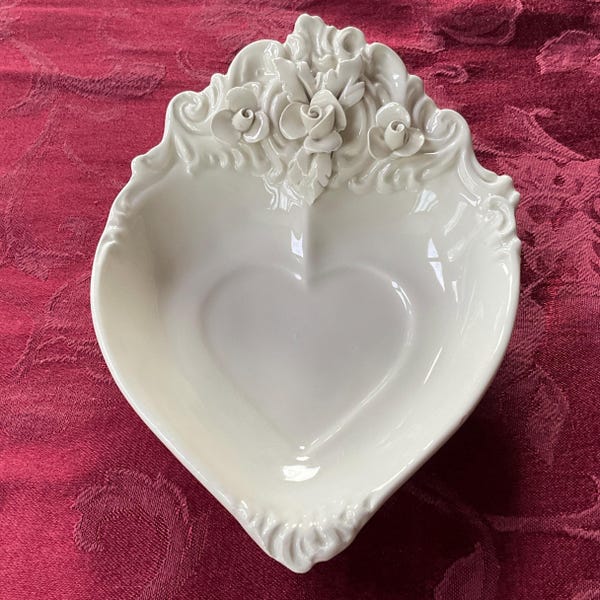 Made in Italy (circa 1970-80s) Heart-shaped Ceramic Dish