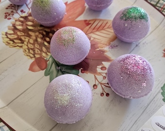 Piccola bomba da bagno con anello