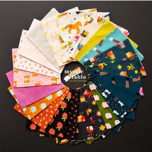 Pacote de Tecidos Mystic Fable | Alexia Marcelle Abegg | Ruby Star Society - Tecidos de Algodão para Quilting em Fat Quarters