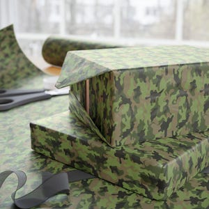Fathers Day Gift - Camouflage Gift Wrap, Military Themed Wrapping Paper, Hunting Camo Print for Birthdays, Holidays, Christmas or Army Gifts