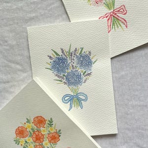 Biglietti d'auguri con fiori dipinti a mano, biglietti d'auguri, auguri, bouquet acquerellati, opere d'arte originali