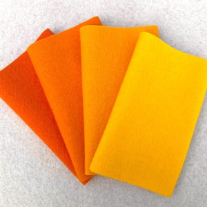 Handgefärbte gefilzte Wolle, SUNSHINE, 4 Stück in leuchtendem Gelb und Orange, perfekt für Teppiche, Applikationen und Kunsthandwerk