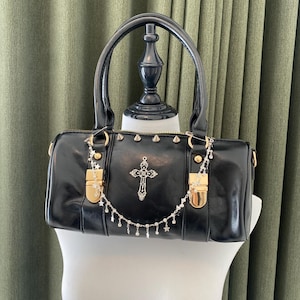 Vivienne Westwood Shoulder Bag Y2k - Etsy