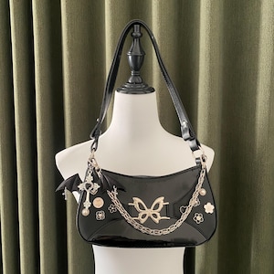 Sac à bandoulière en cuir rétro fait main Y2K bouton chaîne sac à main sac à main style punk pour femmes fille cadeau fête voyage gothique
