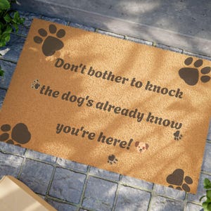 Funny Dog Doormat, Welcome Mat for Dog Lovers, Pet-Friendly Entrance Rug, Home Decor, Gift for Dog Owners, Cute Paw Print Design