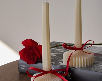 Elegant Ribbed Pillar Candle: Soy Wax Wedding Centerpiece