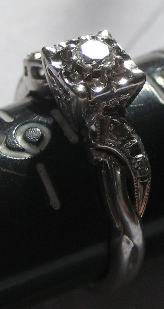 Items similar to Vintage ENGAGEMENT RING 14k white gold with 5 diamonds