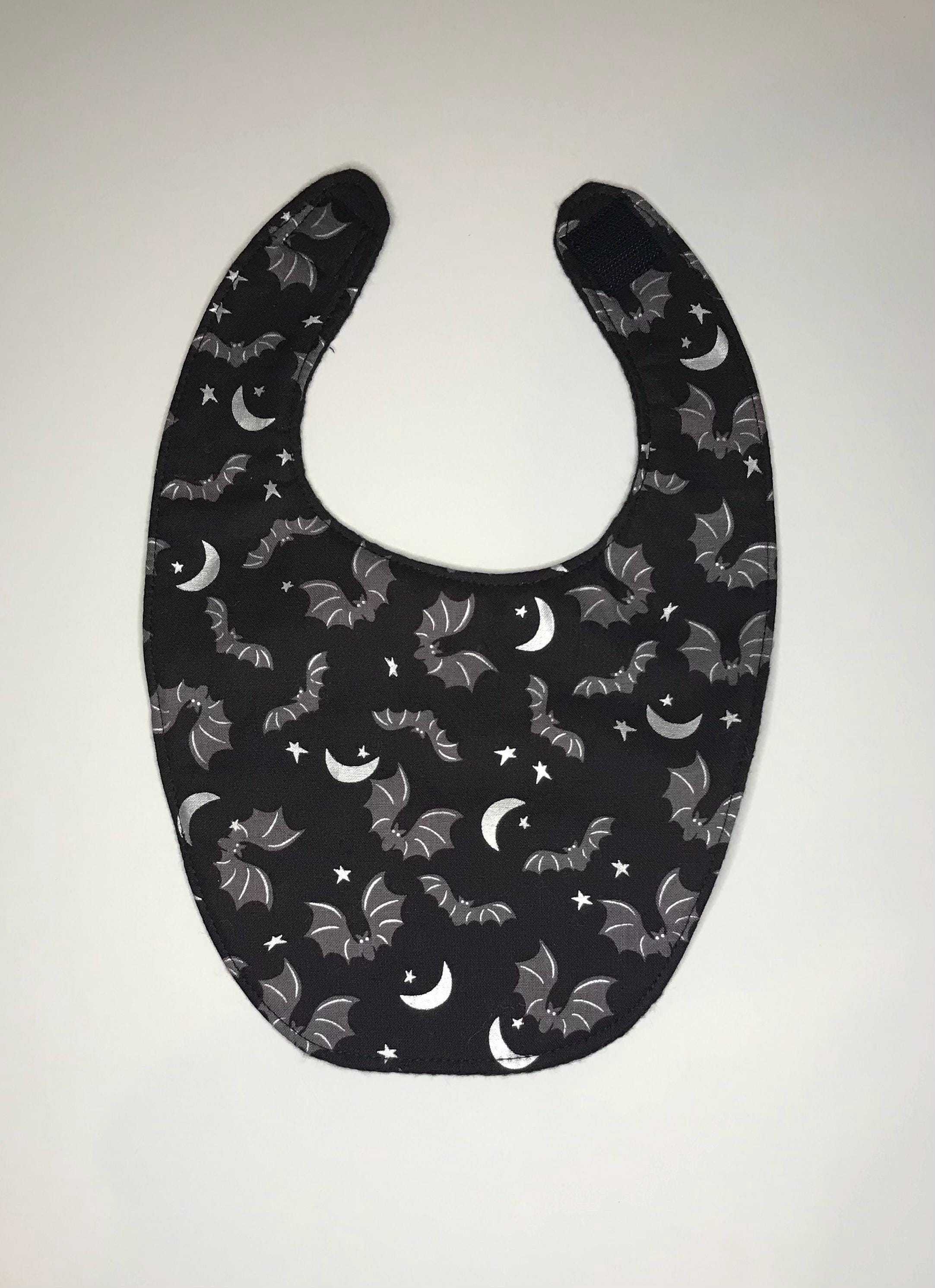 Baby bats on black baby bib