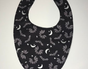 Baby bats on black baby bib