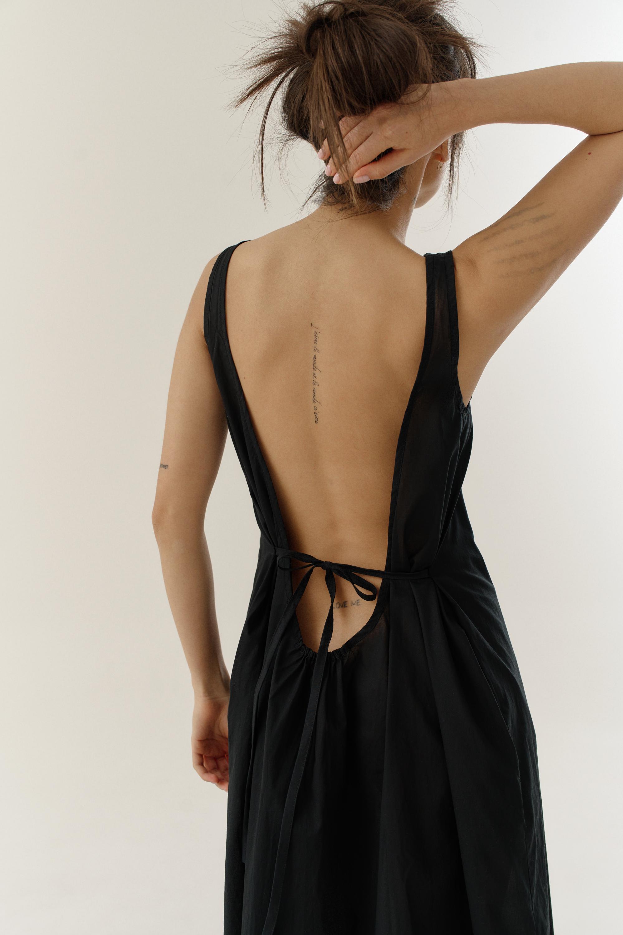 【Tittle】Open back dress 22ss Tittle】Open back dress 22ss Open back dress 22ss