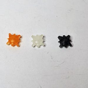 Bionicle - firm but slightly squishy shadow leech (x1)- rubbery resin