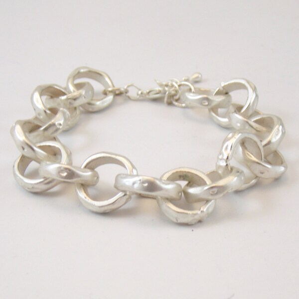 Silver Chain Link Bracelet, Large Chain Bracelet, Matte Silver Hammered Link Bracelet, Boho Bracelet, Large Link Bracelet