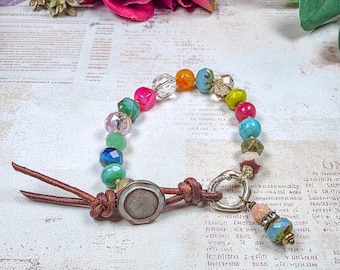 Pulsera de cristal checo anudada a mano con piedras preciosas, joyería llamativa de cuero de colores