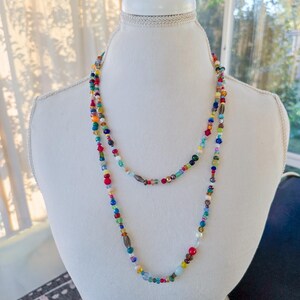 Boho Halsband med Ädelstenspärlor - Flerfärgat Glas och Trä, 63 cm bild 3