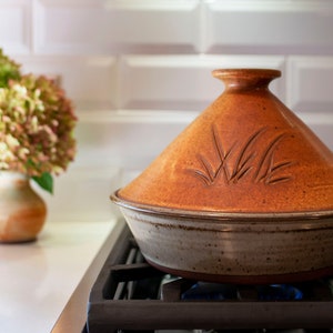 Clay, Stovetop, Tagine in Moroccan Sand