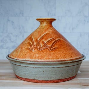 Clay, Stovetop, Tagine in Moroccan Sand