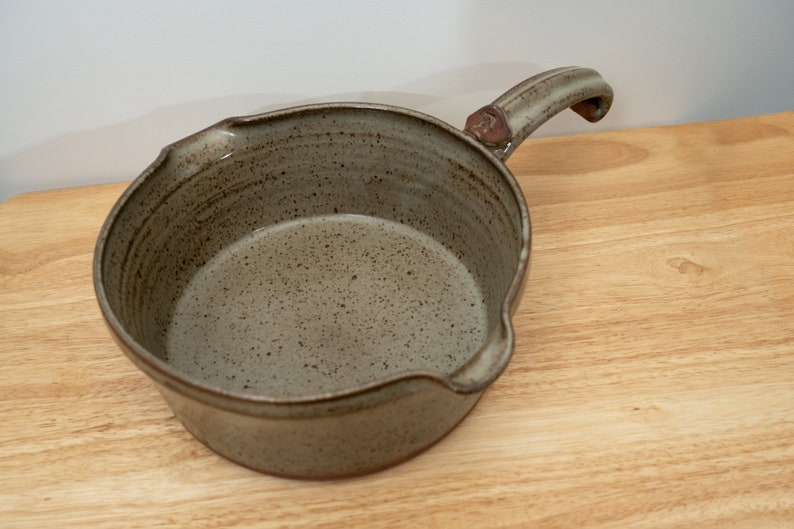 Medium Saucepan image 3