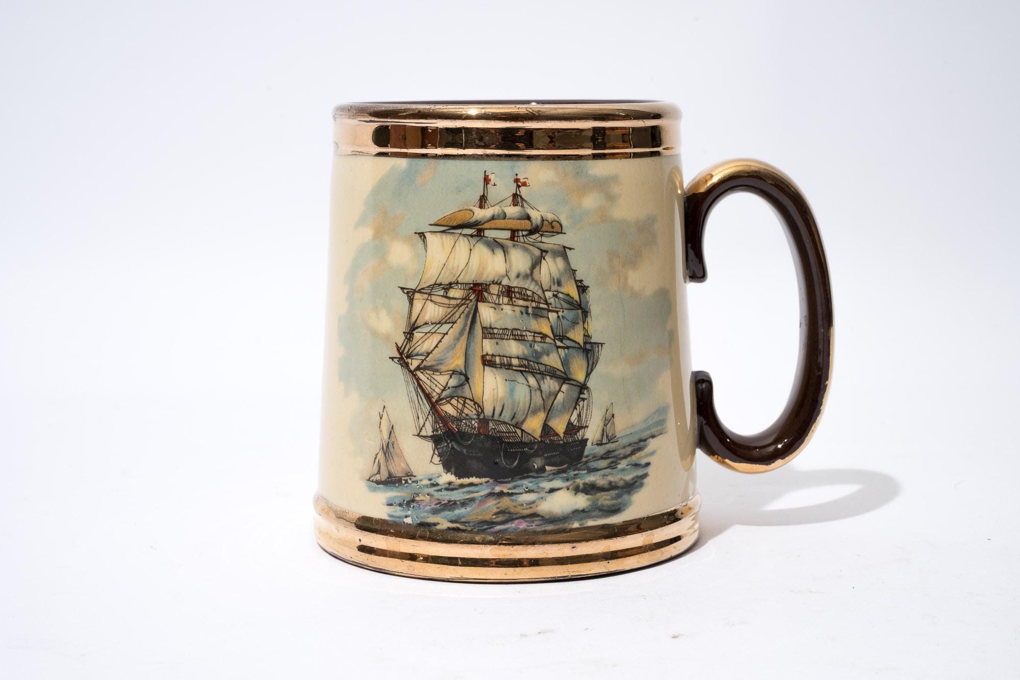 最高峰 Gibson&sons 英国 1900年初期 漆黒花金紋カップ＆ソーサー 最高峰 Gibson&sons 英国 1900年初期 漆黒花金紋カップ＆ソーサー