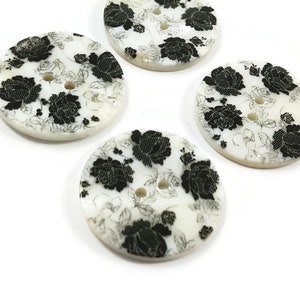 4 Mother of pearl shell buttons, 30mm floral sewing buttons, Natural black flower buttons