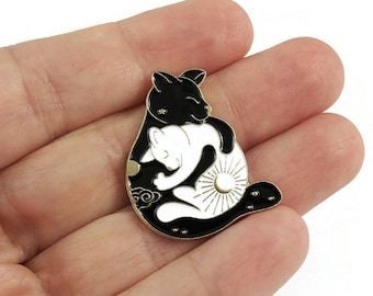 Black & white cat hard enamel pin, Cat love brooch, Mystic pin badge gift, magic animal lapel pin